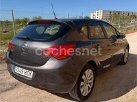 Usado Opel Astra Sportive 110 CV (80 kW) 2013 Negro Berlina