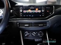 Usado VW Polo Life 95 CV (69 kW) 2021 Gris Utilitario