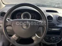 Usado Chevrolet Lacetti SE 94 CV (69 kW) 2004 Gris / plata Berlina