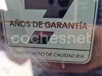 Usado Kia Ceed 136 CV (100 kW) 2024 Gris / plata Utilitario