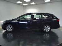 Usado VW Golf VIII Life 111 CV (81 kW) 2021 Negro Familiar