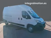 Usado Citroën Jumper 140 CV (102 kW) 2023 Blanco Monovolumen