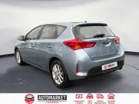 Usado Toyota Auris Active 132 CV (97 kW) 2013 Azul Utilitario