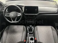 Usado VW T-Cross 116 CV (85 kW) 2024 Gris / plata SUV