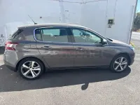Usado Peugeot 308 Access 125 CV (91 kW) 2014 Beige Berlina