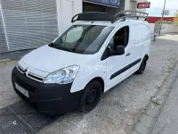 Usado Citroën Berlingo Live 100 CV (73 kW) 2018 Blanco Monovolumen