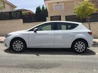 Usado Seat Leon Style 105 CV (77 kW) 2014 Blanco Berlina