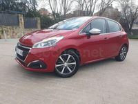 Usado Peugeot 208 Active 100 CV (73 kW) 2015 Granate Utilitario