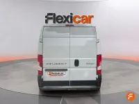Usado Peugeot Boxer 120 CV (88 kW) 2025 Blanco Van