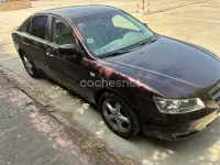 Usado Hyundai Sonata Comfort 140 CV (102 kW) 2007 Granate Berlina