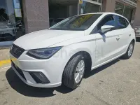 Usado Seat Ibiza Style Plus 110 CV (80 kW) 2022 Blanco Utilitario