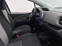 Usado Toyota Yaris Active 100 CV (73 kW) 2019 Azul