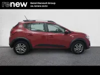 Usado Dacia Sandero Comfort 101 CV (74 kW) 2021 Rojo Berlina