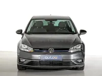 Usado VW Golf VIII Advance 130 CV (95 kW) 2020 Gris / plata Berlina