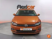 Usado VW Polo Advance 95 CV (69 kW) 2021 Naranja Utilitario