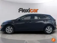 Usado Kia Ceed 136 CV (100 kW) 2023 Gris Utilitario