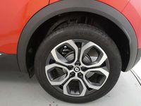 Używany Renault Captur 140 KM (102 kW) 2021 Czerwony SUV