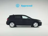 Usado VW Golf VIII Life 116 CV (85 kW) 2025 Rojo Utilitario