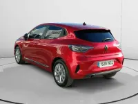 Usado Renault Clio Evolution 101 CV (74 kW) 2025 Rojo Utilitario