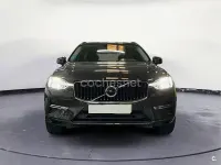 Usado Volvo XC60 Momentum 197 CV (144 kW) 2022 Gris / plata SUV