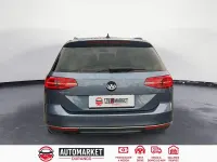 Usado VW Passat Advance 150 CV (110 kW) 2018 Azul Familiar