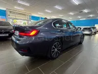 Usado BMW 320 Comfort Edition 190 CV (139 kW) 2021 Gris / plata Berlina