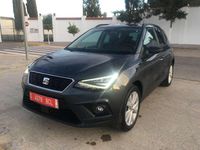 Usado Seat Arona Ecomotive 116 CV (85 kW) 2018 Gris SUV
