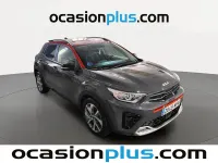 Usado Kia Stonic GT-Line 120 CV (88 kW) 2023 Gris SUV