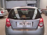Usado Chevrolet Aveo LS 101 CV (74 kW) 2010 Gris / plata Berlina