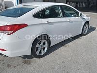 Usado Hyundai i40 115 CV (84 kW) 2014 Blanco Berlina