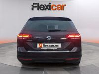 Usado VW Passat Advance 120 CV (88 kW) 2018 Verde Familiar