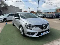 Usado Renault Mégane IV Bose Edition 110 CV (80 kW) 2017 Gris / plata Berlina