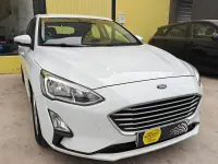 Usado Ford Focus Trend+ 120 CV (88 kW) 2019 Blanco Berlina