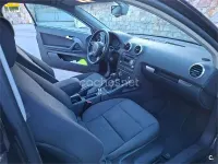 Usado Audi A3 Attraction 105 CV (77 kW) 2011 Azul Utilitario