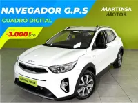 Usado Kia Stonic 101 CV (74 kW) 2025 Blanco SUV