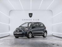 Usado Toyota Aygo 68 CV (50 kW) 2007 Gris Utilitario