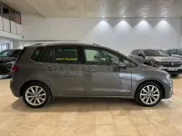 Usado VW Golf VII Advance 115 CV (84 kW) 2019 Gris / plata Berlina