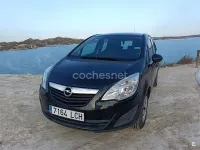 Usado Opel Meriva Expression 100 CV (73 kW) 2012 Negro Monovolumen