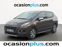 Usado Peugeot 3008 Style 120 CV (88 kW) 2015 Marrón Familiar