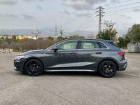 Usado Audi A3 Ambiente 150 CV (110 kW) 2025 Gris / plata Berlina