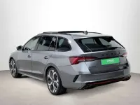 Usado Skoda Octavia RS 265 CV (194 kW) 2025 Gris Familiar