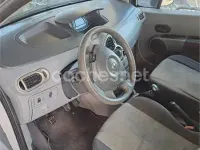Usado Renault Modus Authentique 85 CV (62 kW) 2007 Gris / plata Monovolumen