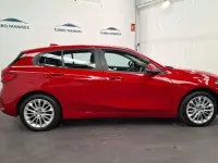 Usado BMW 118 136 CV (100 kW) 2023 Rojo Utilitario
