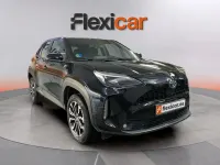 Usado Toyota Yaris Active 116 CV (85 kW) 2024 Negro Utilitario