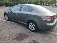 Usado Toyota Avensis Advance 126 CV (92 kW) 2009 Marrón Berlina