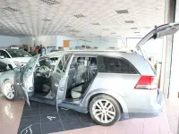 Usado Opel Vectra Sport 184 CV (135 kW) 2007 Gris / plata Familiar