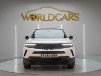 Usado Opel Mokka GS Line 131 CV (96 kW) 2022 Blanco SUV