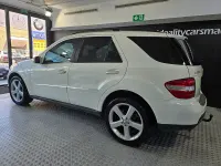 Usado Mercedes ML320 AMG Edition 1 224 CV (164 kW) 2008 Blanco SUV