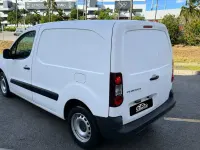 Usado Peugeot Partner Premium 98 CV (72 kW) 2019 Blanco Monovolumen