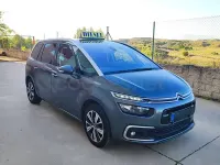 Usado Citroën Grand C4 Picasso Feel 120 CV (88 kW) 2017 Gris / plata Monovolumen